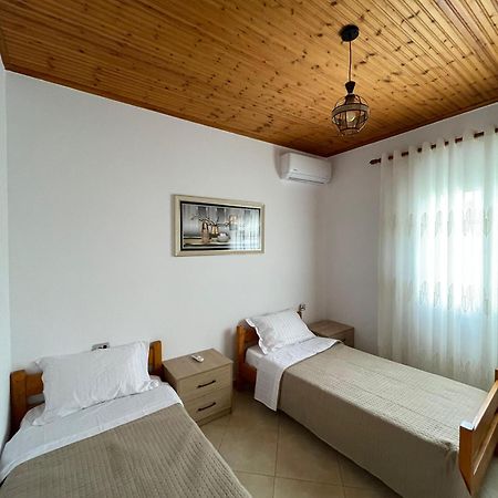 Rent Rooms Sakolli Berati Exterior foto