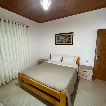 Rent Rooms Sakolli Berati Exterior foto