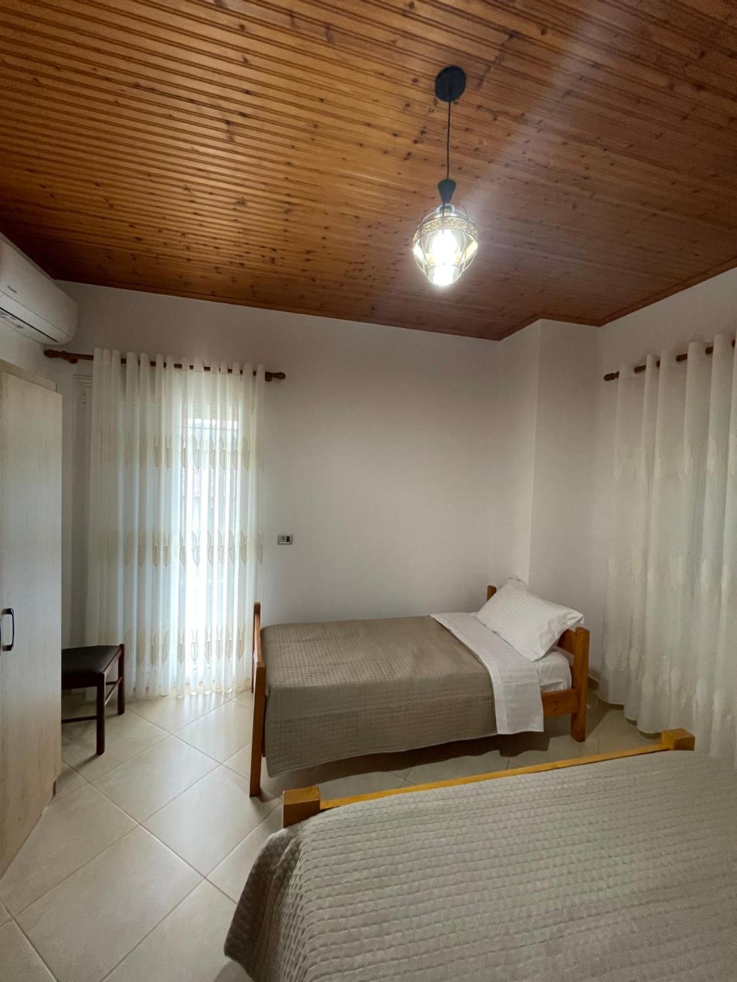 Rent Rooms Sakolli Berati Exterior foto